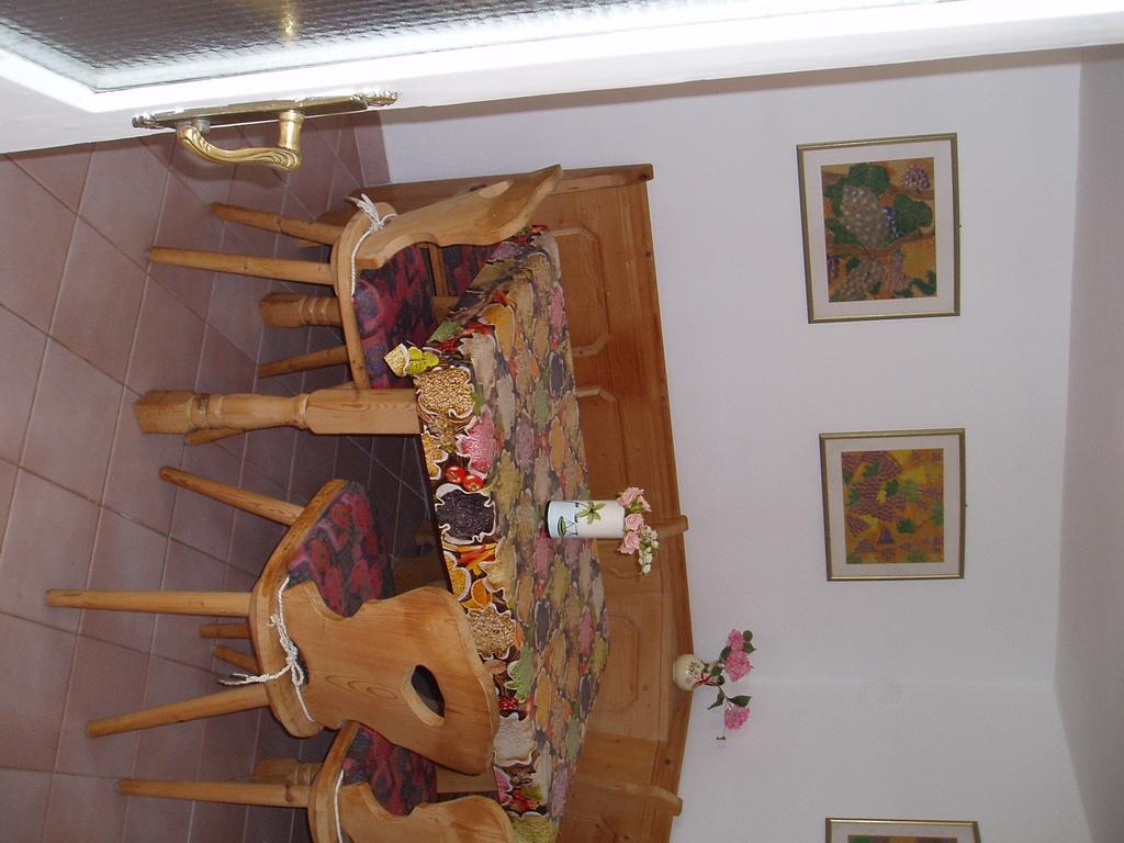 Apartman Arena Apartment Pula Luaran gambar