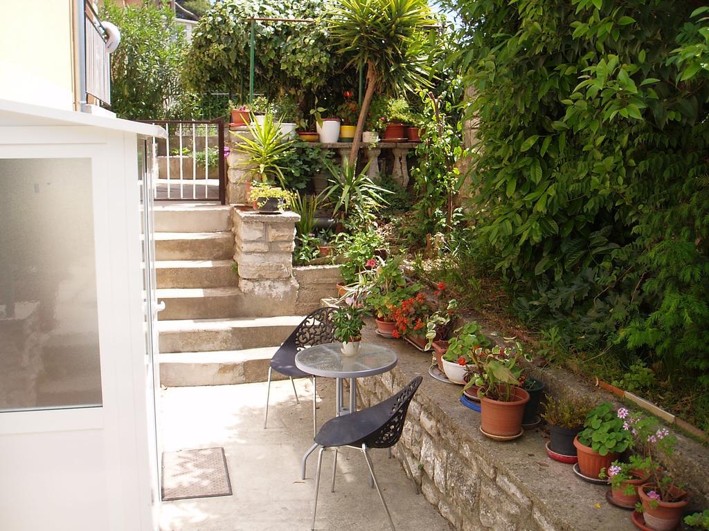 Apartman Arena Apartment Pula Luaran gambar